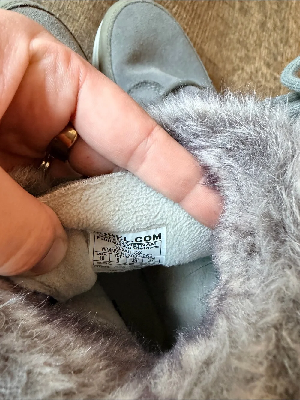 Sorel Explorer Joan Faux Fur Winter Boots – Gray – Women’s Size 10